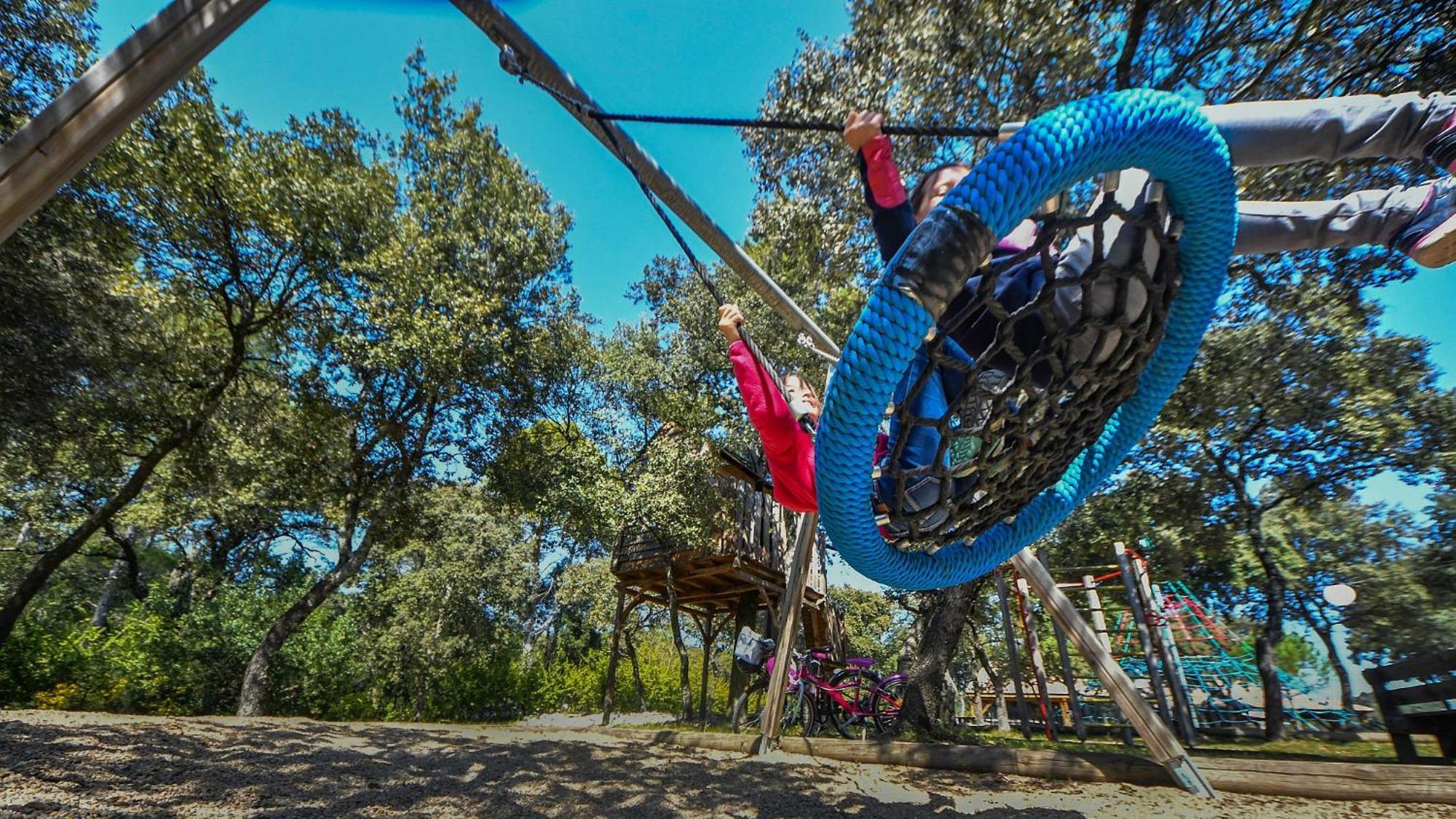 Camping Les Pres Du Roi Sommières Exterior foto